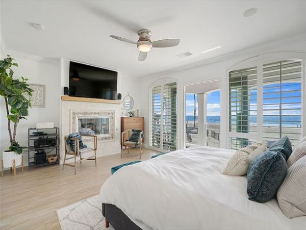 Newport Beach Home 991030