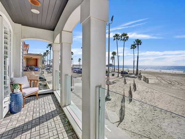 Newport Beach Home 991030