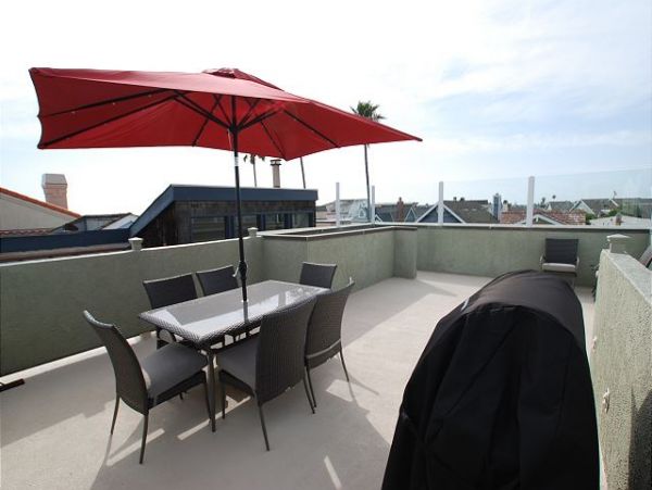 Newport Beach Home 991031