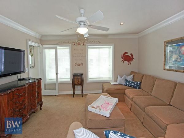 Newport Beach Home 991031
