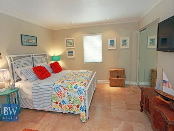 Newport Beach Home 991031