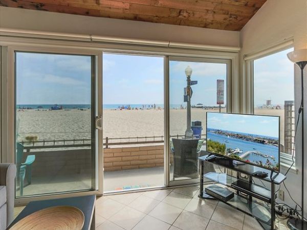 Newport Beach Home 991032