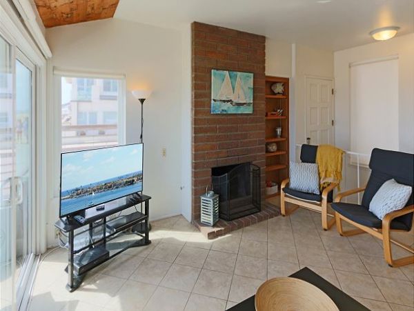 Newport Beach Home 991032