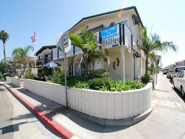 Newport Beach Home 991033