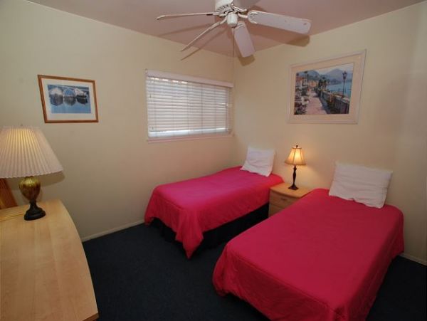 Newport Beach Home 991033
