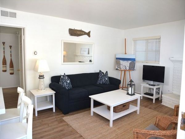 Newport Beach Home 991034