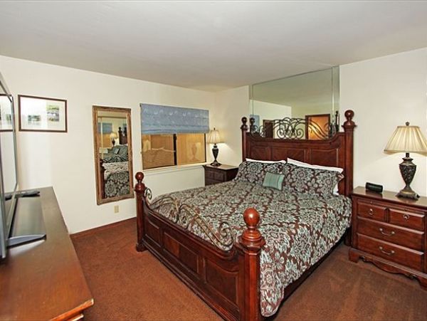 Newport Beach Home 991035