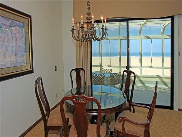 Newport Beach Home 991035
