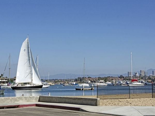 Newport Beach Home 991036