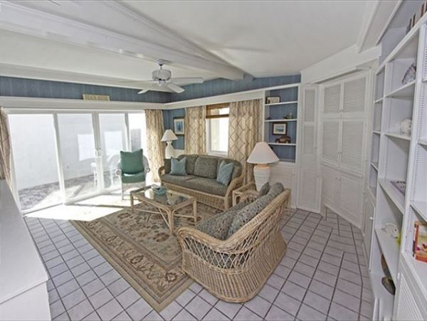Newport Beach Home 991036