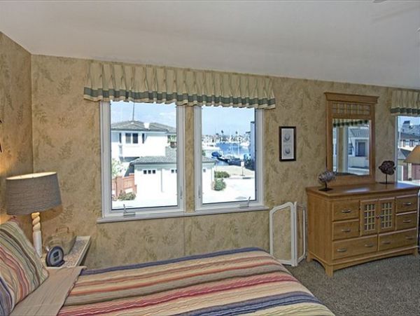 Newport Beach Home 991036