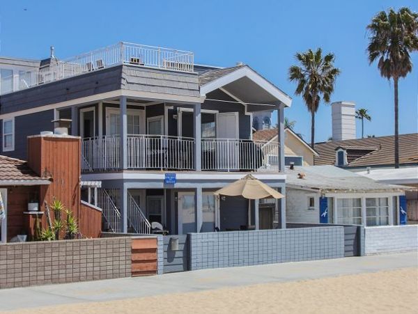 Newport Beach Home 991038