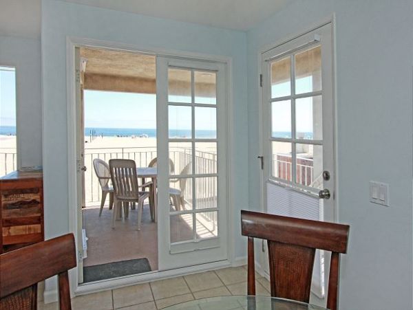 Newport Beach Home 991038