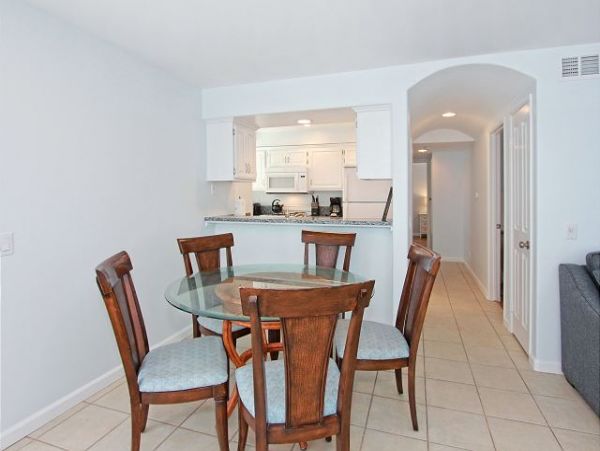 Newport Beach Home 991038