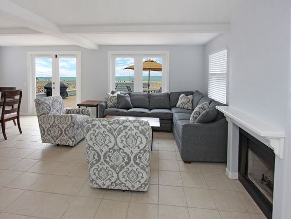 Newport Beach Home 991039