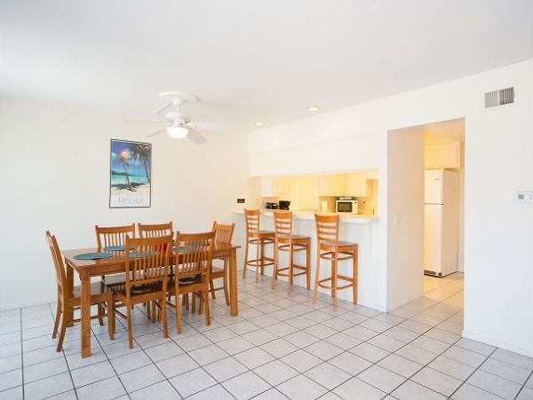 Newport Beach Home 991040