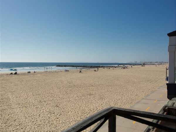 Newport Beach Home 991042