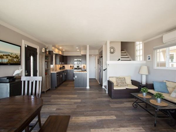 Newport Beach Home 991042