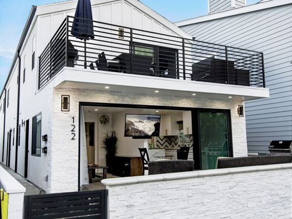 Newport Beach Home 991043