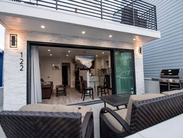 Newport Beach Home 991043