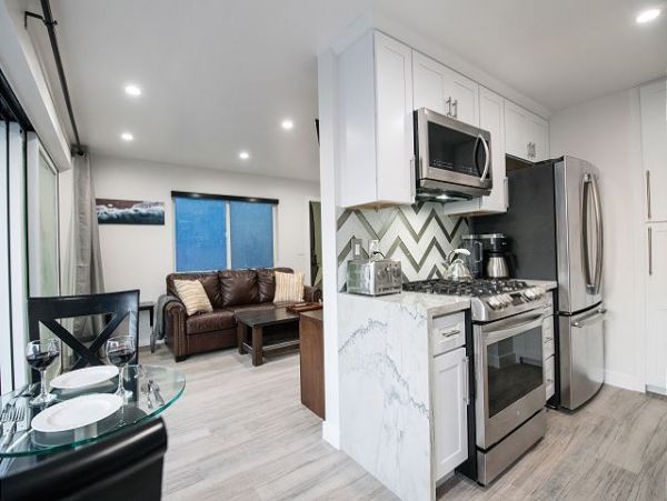 Newport Beach Home 991043