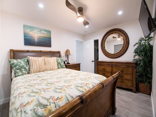 Newport Beach Home 991043