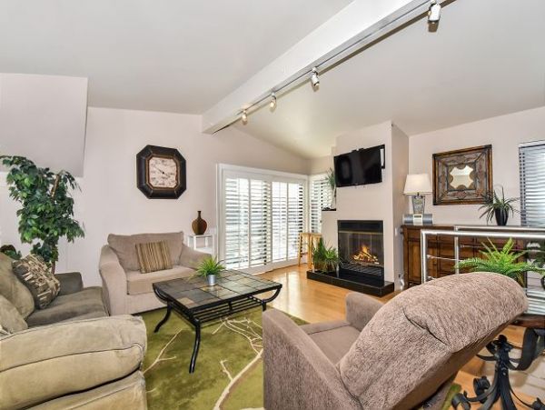 Newport Beach Home 991046