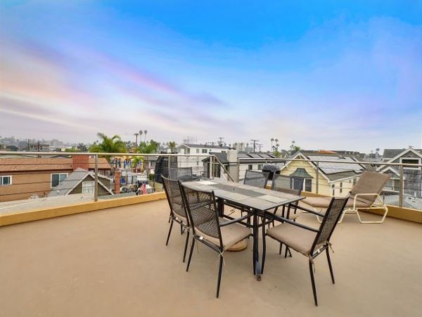 Newport Beach Home 991046