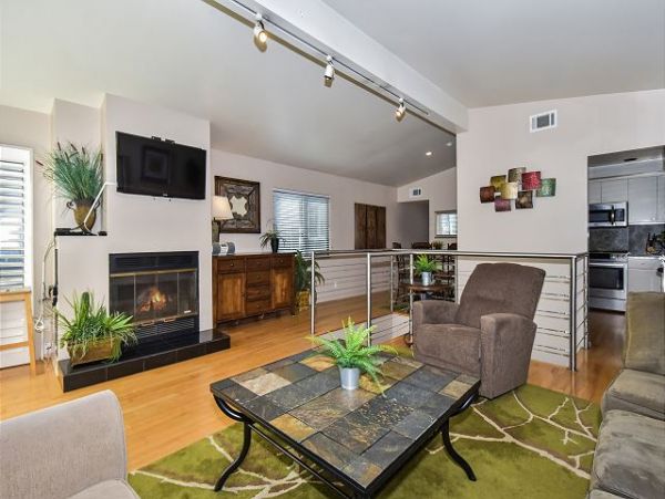 Newport Beach Home 991046