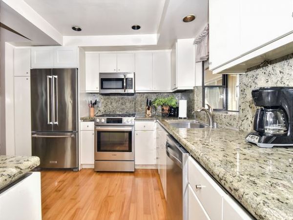 Newport Beach Home 991046