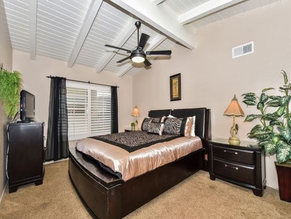 Newport Beach Home 991046