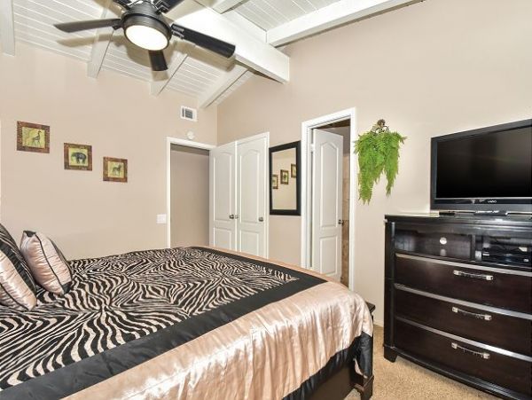 Newport Beach Home 991046