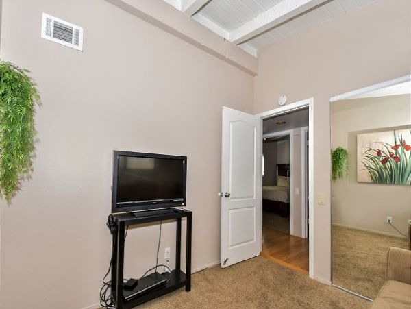 Newport Beach Home 991046