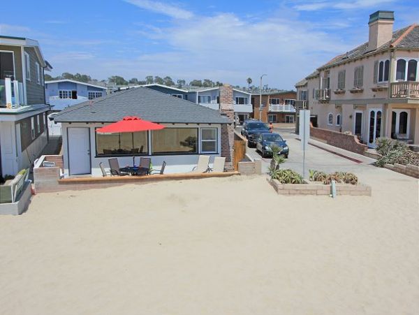 Newport Beach Home 991047