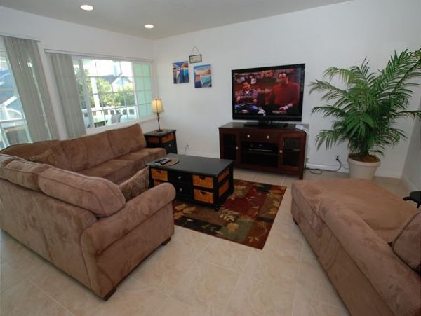 Newport Beach Home 991050