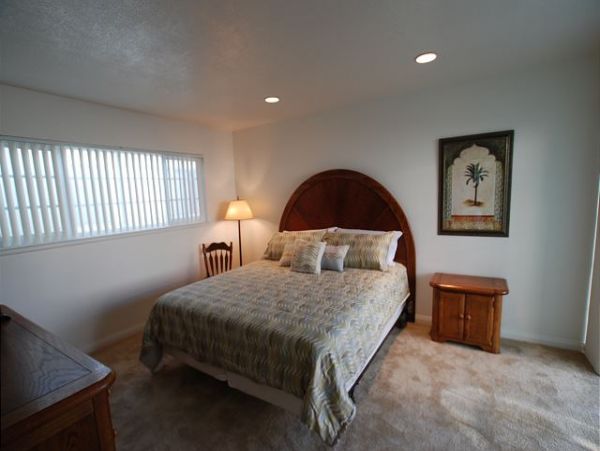 Newport Beach Home 991050