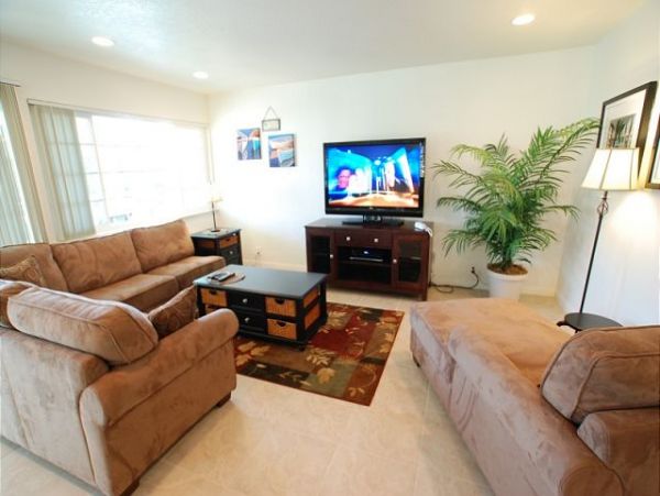 Newport Beach Home 991050