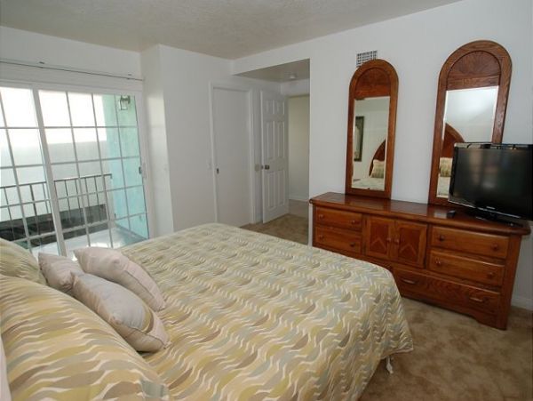 Newport Beach Home 991050