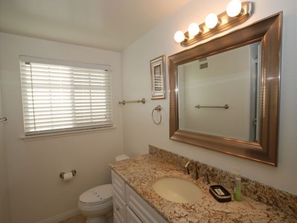 Newport Beach Home 991050