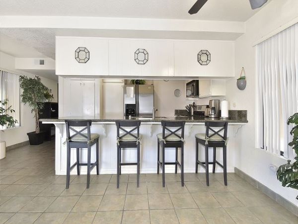 Newport Beach Home 991052