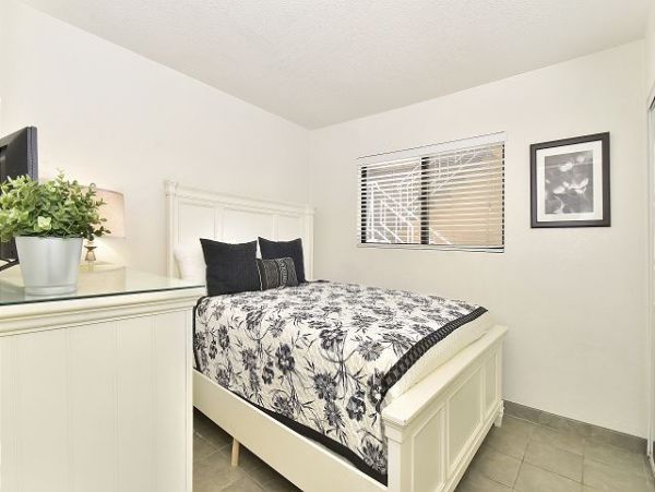 Newport Beach Home 991052