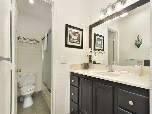 Newport Beach Home 991052