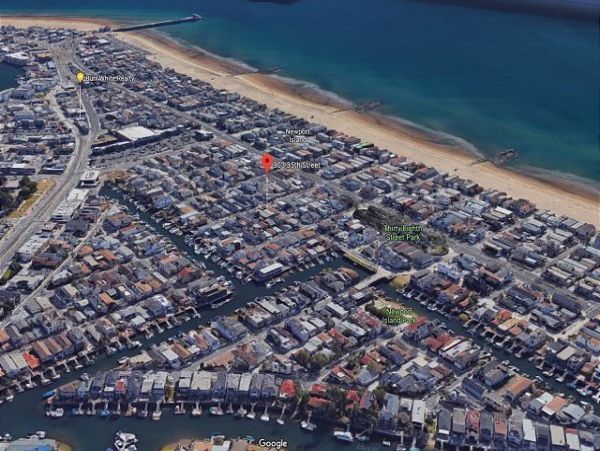 Newport Beach Home 991052