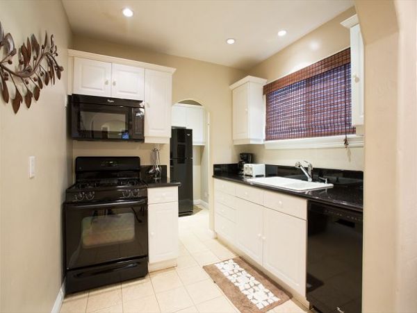 Newport Beach Home 991053