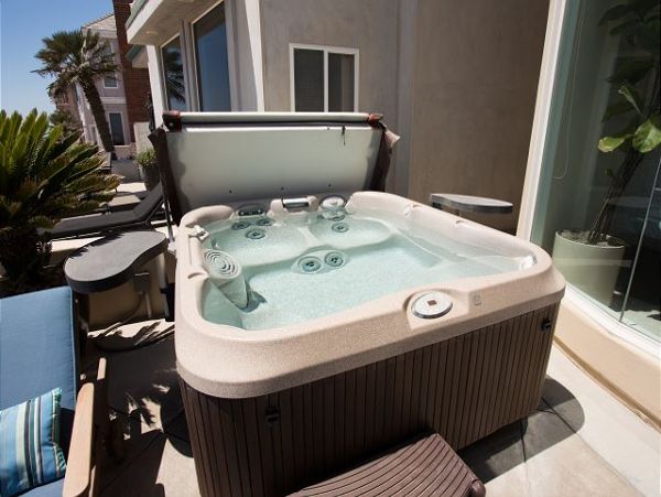 Newport Beach Home 991054