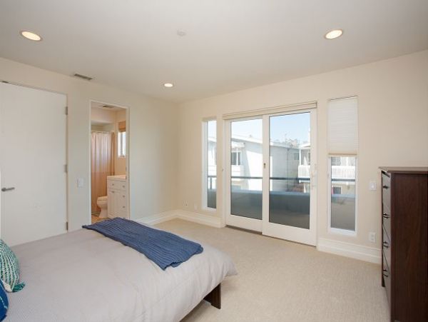 Newport Beach Home 991054