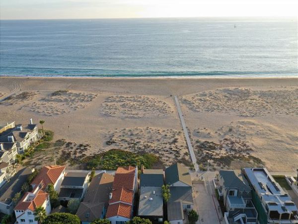 Newport Beach Home 991055