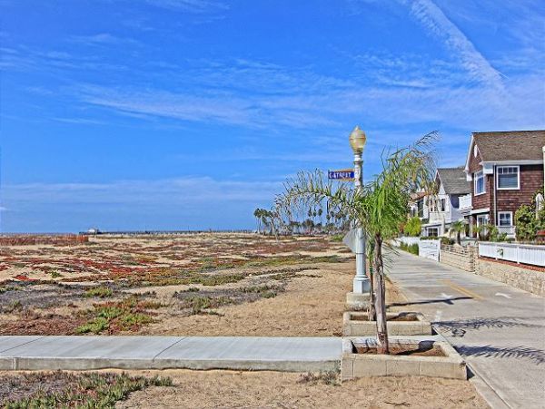 Newport Beach Home 991055