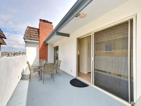 Newport Beach Home 991057