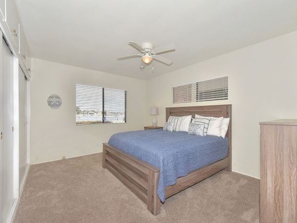 Newport Beach Home 991057